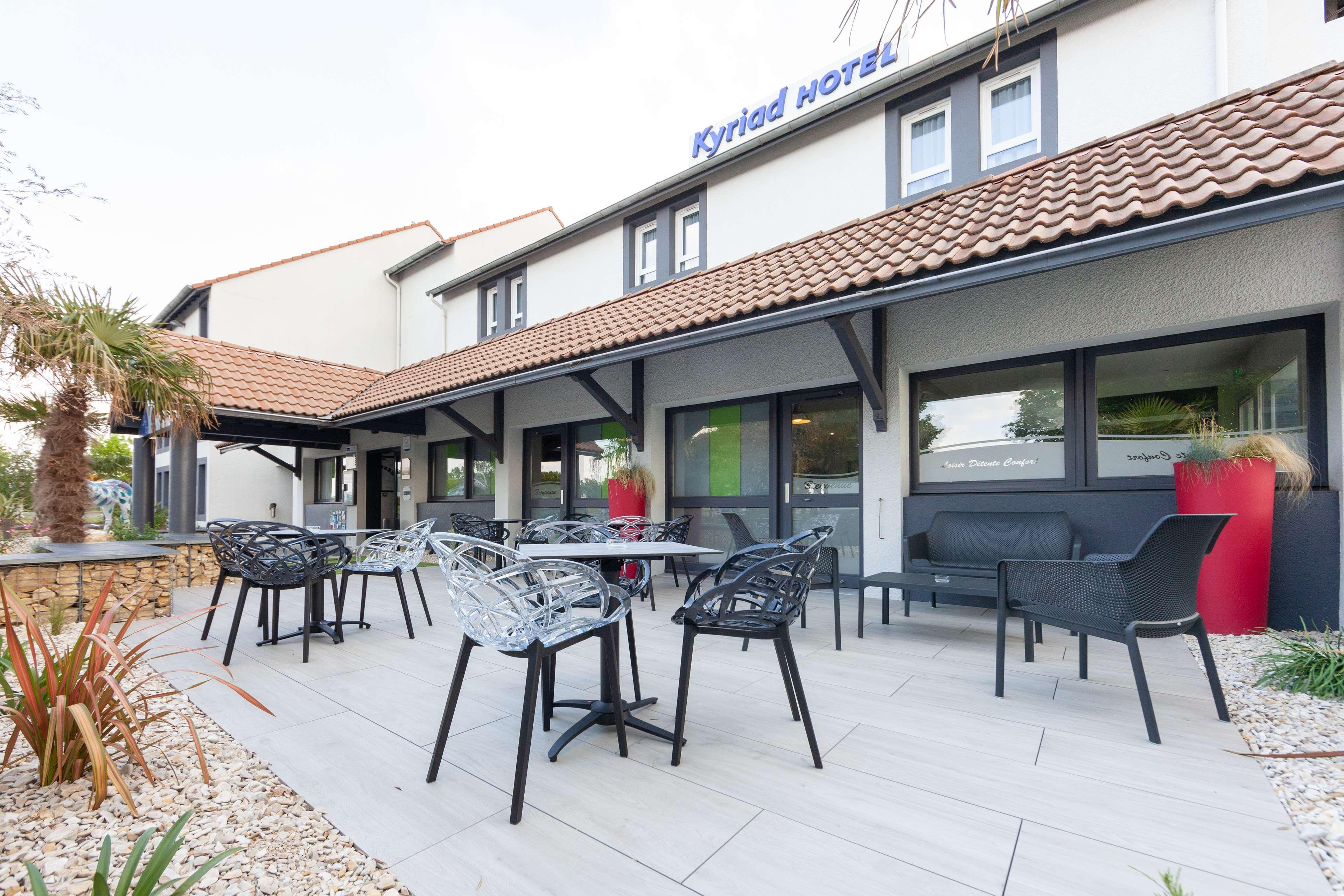 Kyriad Niort-Espace Mendesfrance Exterior photo