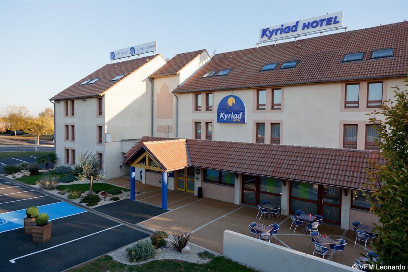 Kyriad Niort-Espace Mendesfrance Exterior photo